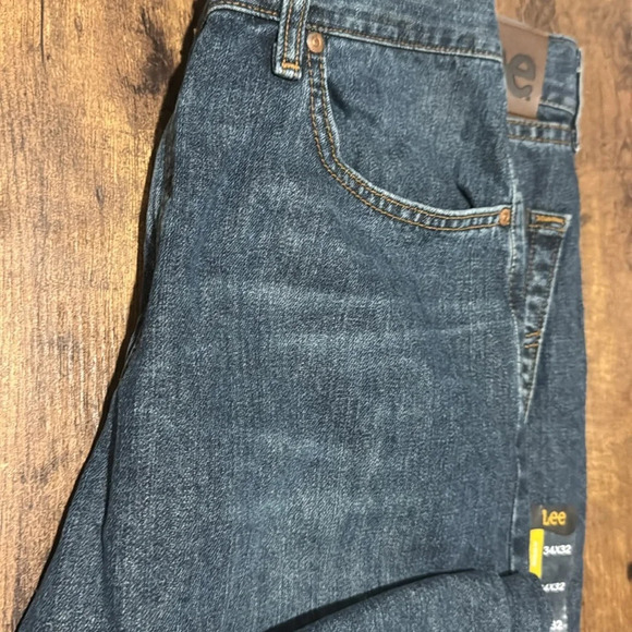 NWT Lee Lieutenant Regular Fit Straight Leg Men’s Jeans. 34x32. Great Gift! - Picture 7 of 8